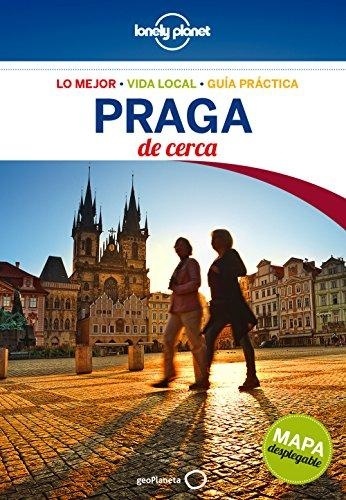 Praga de cerca