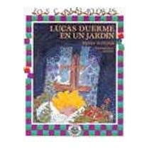 Lucas duerme en un jardin