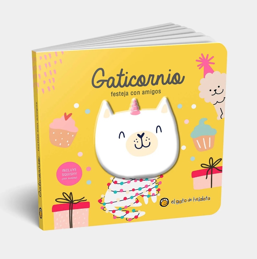 Gaticornio festeja con amigos
