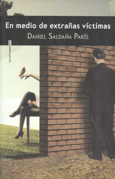 En medio de extrañas víctimas