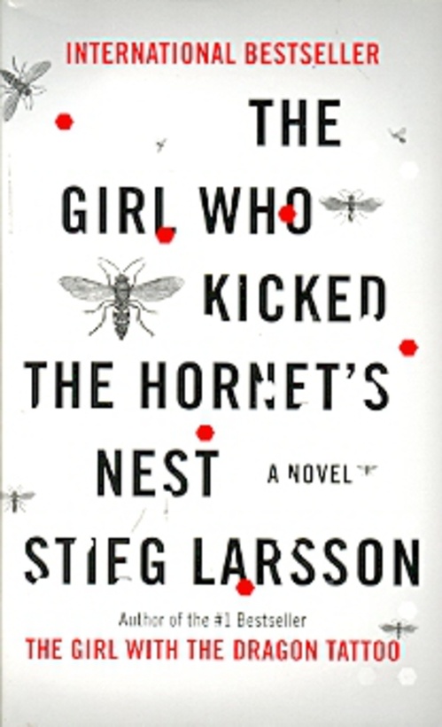 The girls who kicked the hornest´s nest